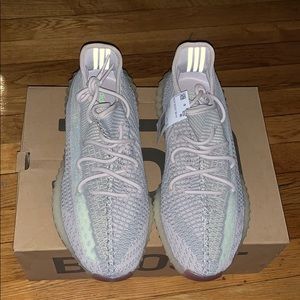 Brand new yeezys